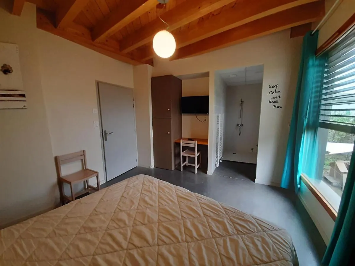Auberge De Medeyrolles Chambres D'Hotes Bed & Breakfast