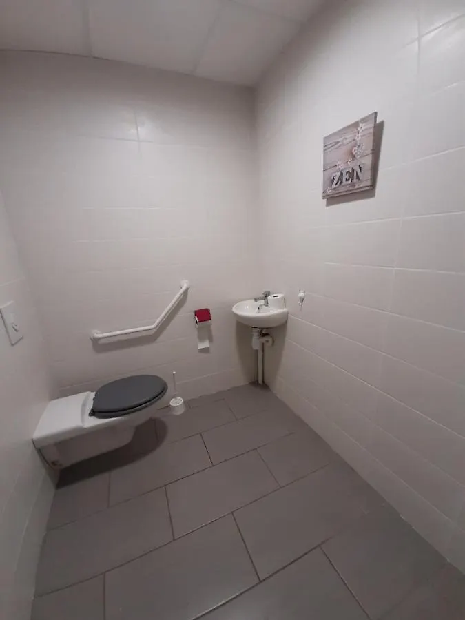 Auberge De Medeyrolles Chambres D'Hotes 0*,